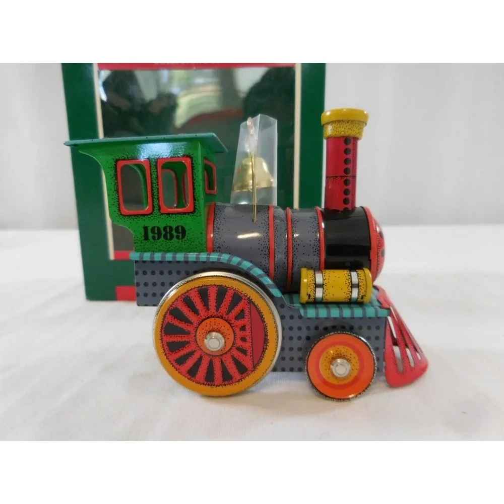 Hallmark vintage ornament